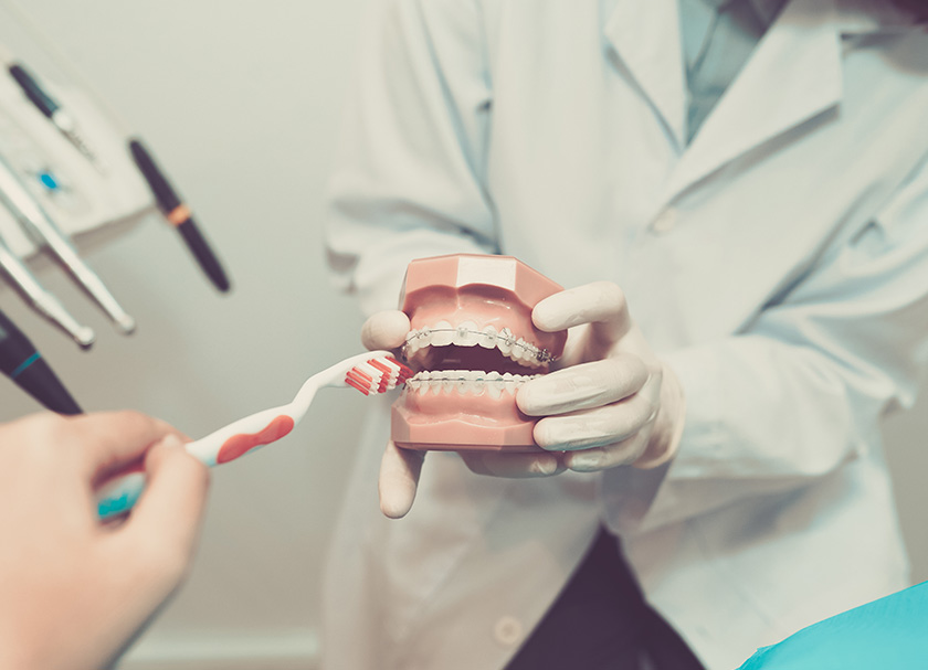 best dental clinic in delhi for braces